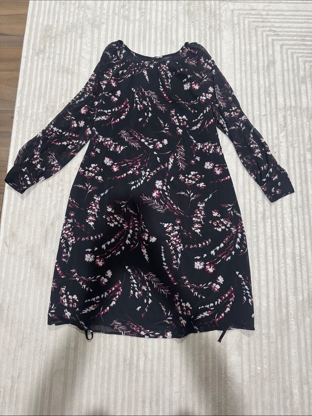 NWT Dress from Ann Taylor size medium!